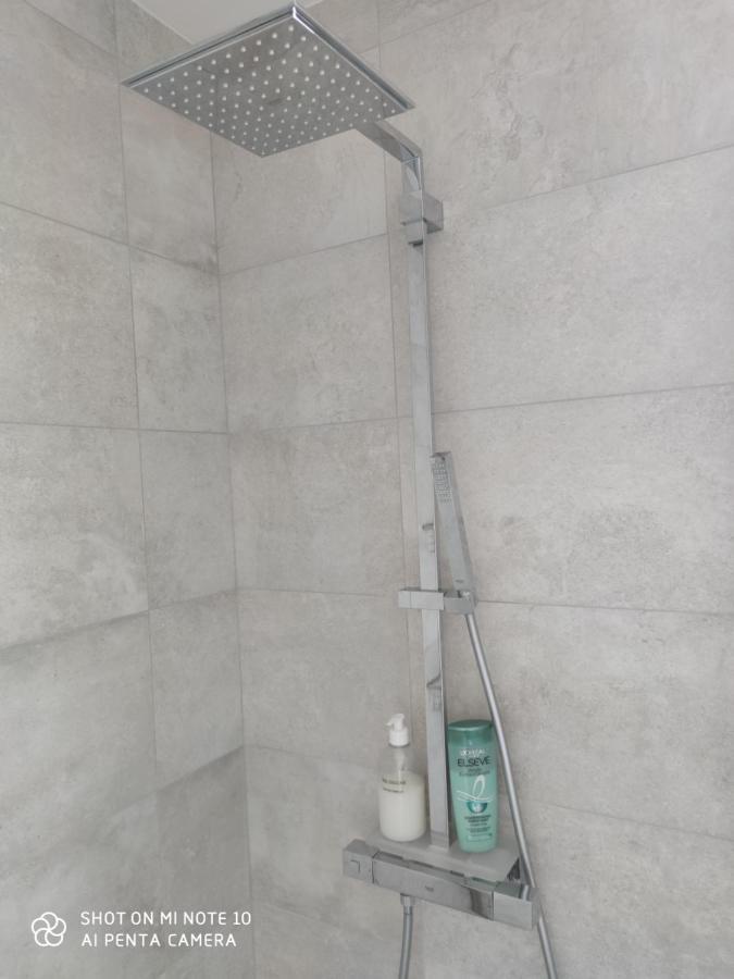 Chambre D'Hotes Du Muguet Avec Sdb Privative Le Mans Luaran gambar